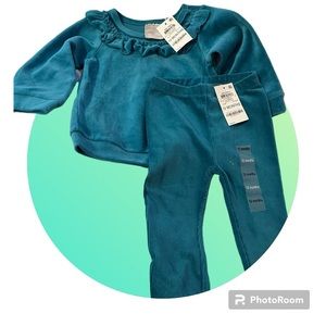 First Impressions top and bottom (paired together) 2 for 1